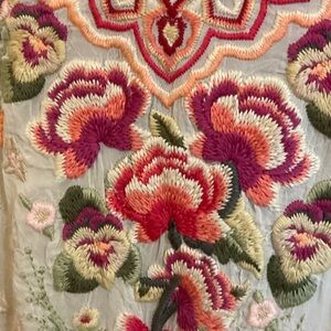 Johnny Was embroidered flower cream top